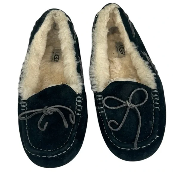 UGG Women SZ 9 TATE 10164 Black Suede Wool Lined Slip On Moccasin Slipper Shoe - Picture 1 of 12